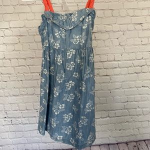 Like new! Denim floral dress